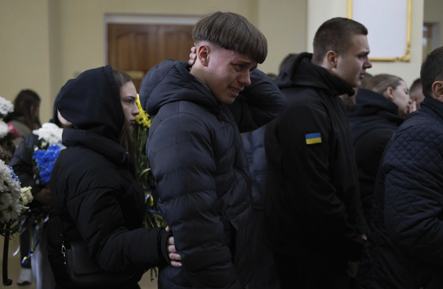 Конфлікт звинувачень: Росія та Україна сперечаються через порушення припинення ударів після від'їзду американського посланця